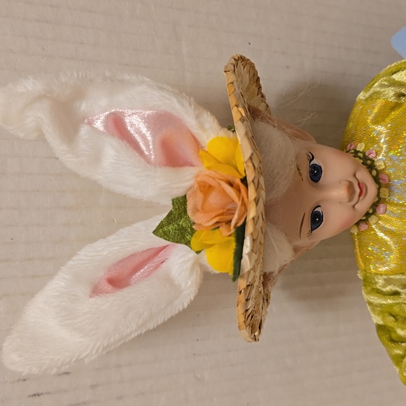 NWT Cynthia Rowley Easter Elf with Floral Dress - Picture 2 of 16